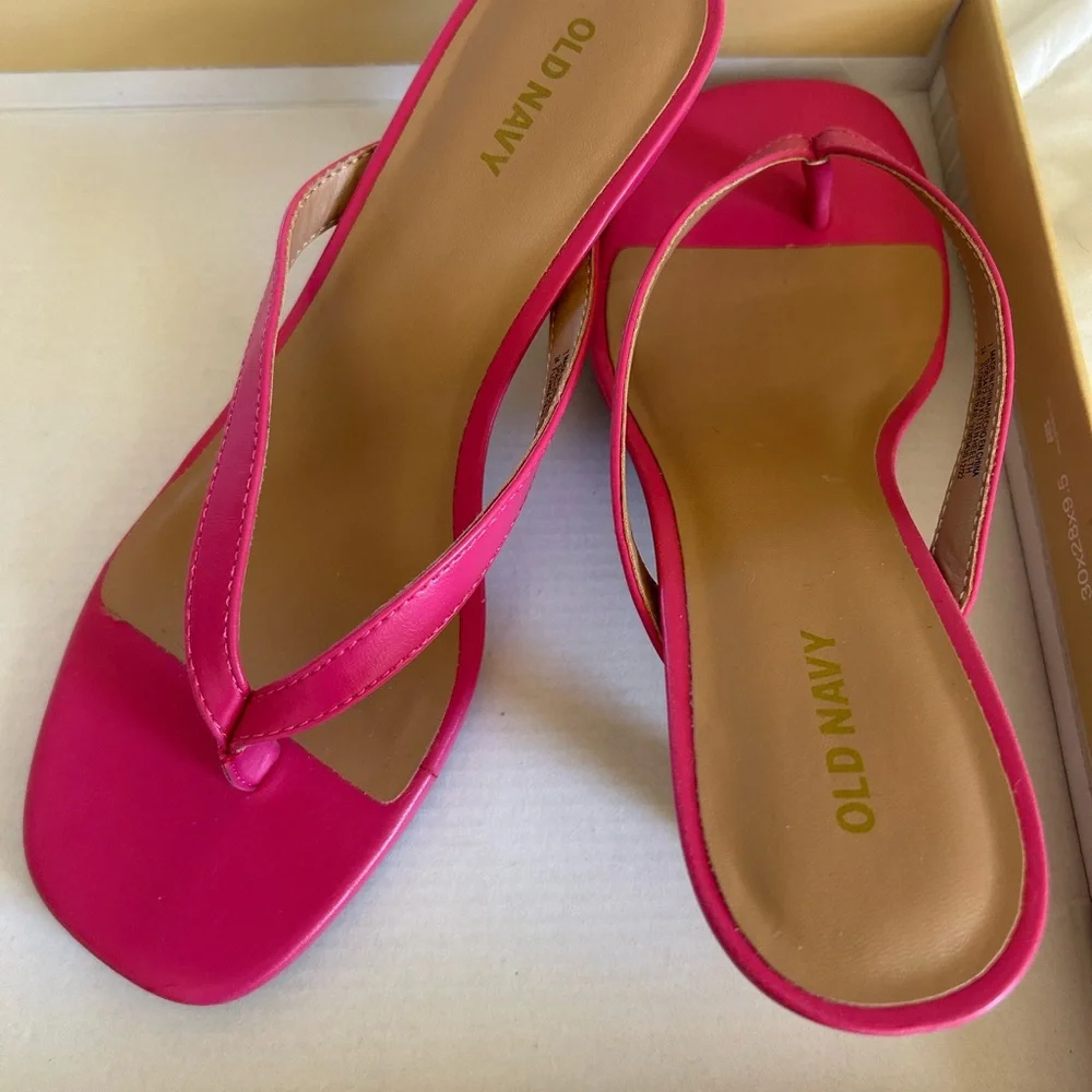 Bright Pink women’s Sandal - Picture 1 of 4